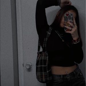 Meet your Posher, Aryana